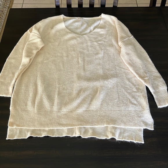 Free People Intimately sweater - Picture 1 of 5